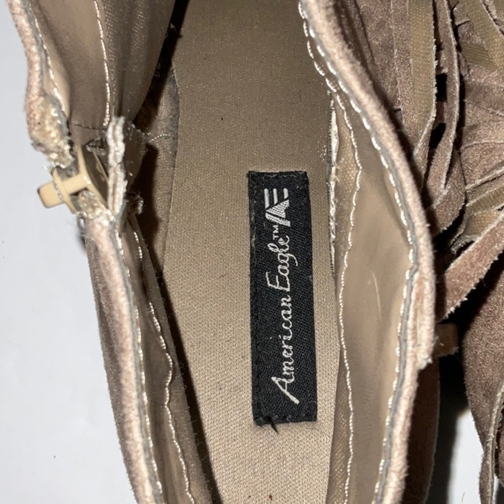 💲American Eagle Ankle Boots, Size 10 - Picture 8 of 8